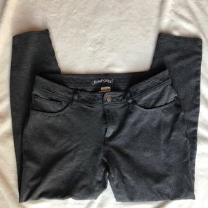 Grey stretch pant —skinny leg
